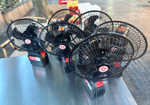 Ventilateur d'extérieur rechargeable avec un flux d'air puissant et une autonomie exceptionnelle, idéal pour le camping, les chantiers et les travaux en extérieur. - Product Image 6