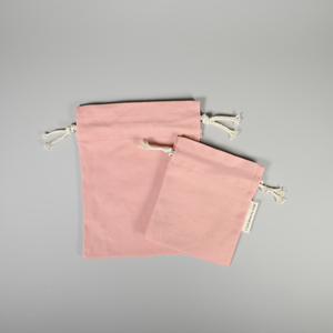 Pochette en coton et lin personnalisée avec logo imprimé PackSecret, colorée, pour le rangement de bijoux, sac en coton pour bijoux OEM - Product Image 5
