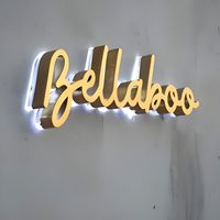 Benutzer definierte 3D-Buchstabenschilder für Außenwerbung heben sich von der Menge ab