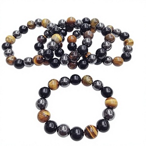 Bracelet de protection triple en pierre naturelle œil de tigre, globe volcanique, breloque faite à la main 10 mm pour homme, style mode - Product Image 1