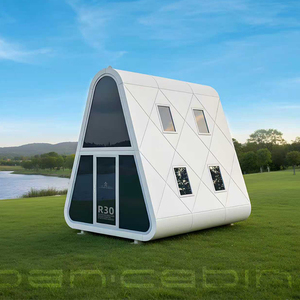 Casa Cápsula de Lujo LUBAN CABIN, Moderna, Triangular, de Aspecto Robusto, Prefabricada, Espacio de Vida en Forma de Triángulo - Product Image 2