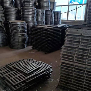 Cubierta de alcantarilla de hierro fundido redonda clásica de la compañía de buena reputación EN124 D400 para uso en carreteras - Product Image 6