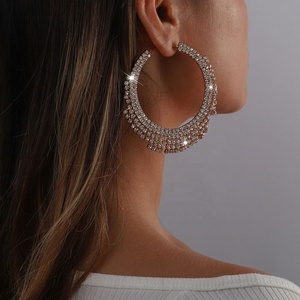 European American Retro Style Alloy Geometric Earrings Exaggerated Claw <b>Chain</b> Rhinestone Tassel Large Circle Hoop Sexy - Product Image 3