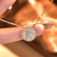 Nouveau Collier en Moissanite Ronde et Trapézoïdale, Bijoux Fins, Accessoires de Mode Sophistiqués, Pendentif Breloque Roue Nuptiale, Cadeau
