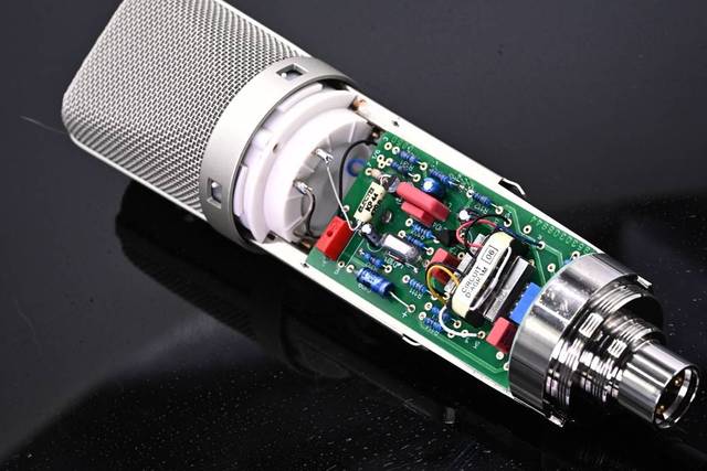 Professional Studio U-Style Condenser Recording Microphone Desktop Noise Cancelling Omni-Directional Polar Pattern for Singing