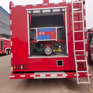 Camión Cisterna <span class=keywords><strong>de</strong></span> Agua ISUZU 6*4 <span class=keywords><strong>de</strong></span> 12 Metros Cúbicos, Camión <span class=keywords><strong>de</strong></span> Bomberos con Espuma, Camión <span class=keywords><strong>de</strong></span> Bomberos Especial para Rescate <span class=keywords><strong>de</strong></span> Emergencia - Product Image 2