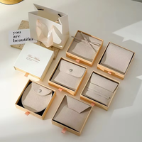Boîte cadeau personnalisée de luxe avec poignée magnétique, pochette en carton vert 1200g pour bracelet, bijoux, emballage cadeau avec logo