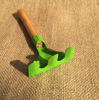 Kit d'outils de jardinage miniature pour enfants, 3 pièces, pelle, bêche et râteau en métal coloré avec manche en bois, jouet de plage pour enfants, ensemble d'outils de jardinage manuels