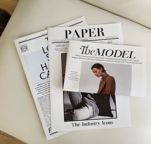 Papel de fondo fotográfico de diseño de periódico y revistas en inglés, adecuado para decoración de maquillaje - Product Image 1