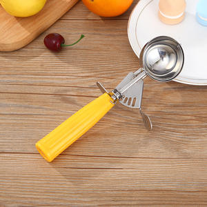 Cuchara Grande Ecológica de Acero Inoxidable para Helado con Mecanismo de Presión para Galletas, Chocolate y Bolas en Forma de Cubo - Product Image 5