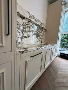 Mármol Italiano Calacatta Gold con Vetas Doradas, Revestimiento de Paredes y Encimeras Modernos para Villas, Producto de Alta Calidad, 1 Año de Garantía - Product Image 4