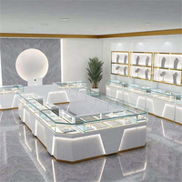 Vitrine à bijoux moderne avec éclairage LED intelligent, vitrine en verre de luxe pour boutique de créateurs