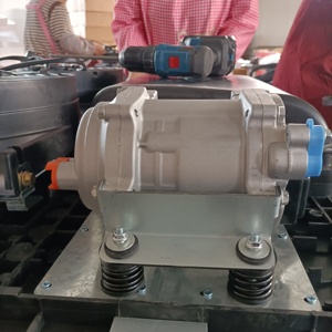 Compresseur 800w pour <span class=keywords><strong>climatiseur</strong></span> de stationnement pour <span class=keywords><strong>voiture</strong></span> <span class=keywords><strong>Climatiseur</strong></span> 12v pour bus <span class=keywords><strong>voiture</strong></span> Dc <span class=keywords><strong>Climatiseur</strong></span> portable pour pièce de <span class=keywords><strong>voiture</strong></span> - Product Image 6