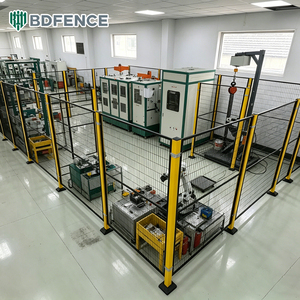 Clôture métallique durable pour robots industriels - Protection longue durée pour <span class=keywords><strong>les</strong></span> environnements industriels et ateliers - Product Image 5