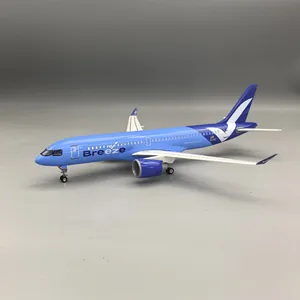 Modèle d'avion en résine <span class=keywords><strong>Airbus</strong></span> A220-300 Breeze Airways à l'échelle 1/100, 38 cm, avec lumières LED et trains d'atterrissage - Product Image 4