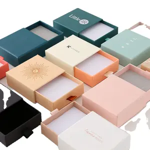 2024 nouveau KP Logo personnalisé boîte à tiroir coulissant rigide boîte-cadeau fantaisie pour bijoux accessoire stockage boîte au détail avec ruban