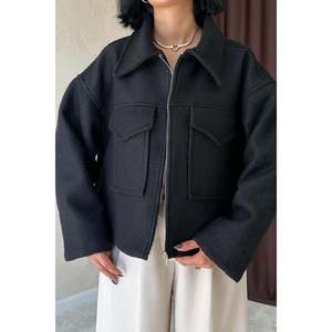 Chaqueta Negra Minimalista Tejida de Manga Larga para Mujer, Abrigo de Invierno - Product Image 2