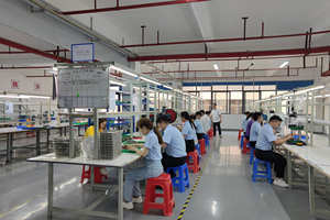 Đầu nối đồng trục RF 180 độ 50 Ohm loại đực DIN <span class=keywords><strong>1.0</strong></span>-<span class=keywords><strong>2.3</strong></span> <span class=keywords><strong>1.0</strong></span>/<span class=keywords><strong>2.3</strong></span> <span class=keywords><strong>1.0</strong></span> <span class=keywords><strong>2.3</strong></span> kiểu cắm crimp dùng cho lắp ráp cáp truyền thông - Product Image 4