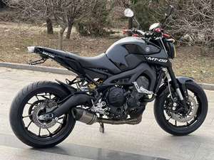 Motocicletas Yamaha MT-09 de <span class=keywords><strong>Segunda</strong></span> <span class=keywords><strong>Mano</strong></span> |   Motor 889cc CP3 |   Motocicleta Naked de 10,000 rpm de Potencia Máxima, Motos a Gasolina - Product Image 3