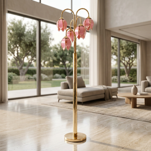 Lampe sur pied romantique à 5 têtes en forme de lotus rose, avec poteau en métal doré, luminaire esthétique pour chambre à coucher et coin lecture - Product Image 1
