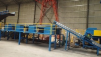 Plate-forme de tri des déchets en aluminium pour convoyeur Table de tri manuel des déchets pour usine de recyclage des déchets municipaux