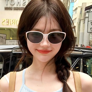Gafas de sol retro estilo ojo de gato para mujer, montura completa, protección UV400, estilo de viaje, gafas de sol de moda para adultos - Product Image 3