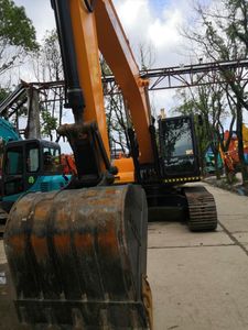 Excavadora de orugas mediana SANY de 20 toneladas usada en excelentes condiciones de segunda mano SANY SY135C SY155C SY205C SY235C en stock - Product Image 3