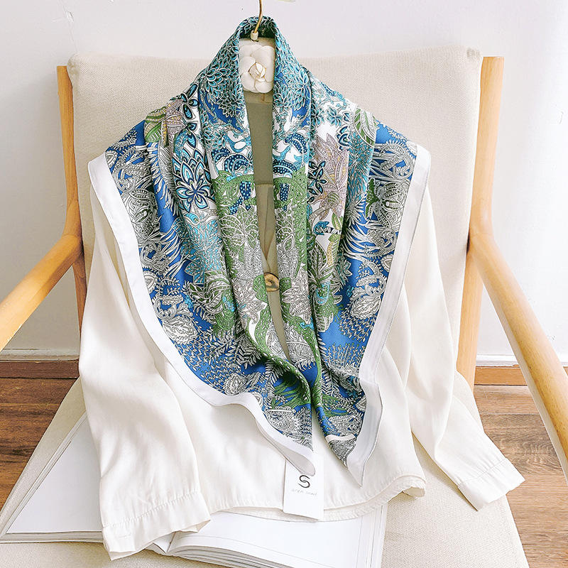 90FJ090-4 blue and white