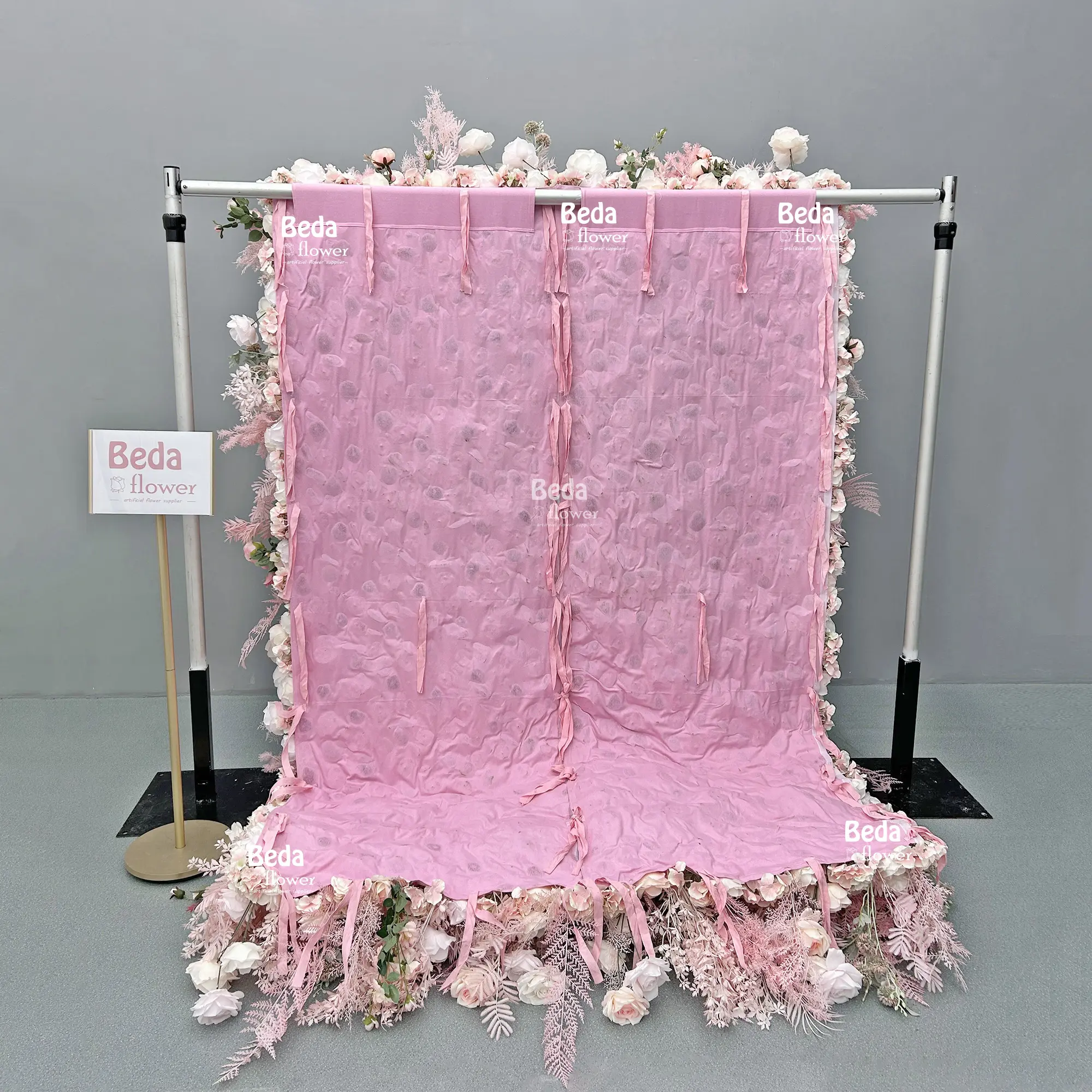 Beda คลาสสิกดอกไม้สีชมพูผนัง 5D ประดิษฐ์ปรับแต่งผ้าไหม Rose การจัดงานแต่งงานพื้นหลังจัดส่งฟรีตกแต่ง