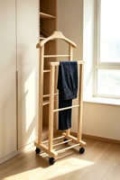 Porte-vêtements vertical JB en bois massif sur roulettes – Support de rangement pour costumes