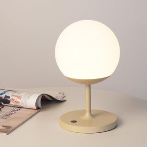 Lampe de chevet LED rechargeable avec gradation progressive, base en alliage d'aluminium, veilleuse avec port de charge USB pour téléphone portable - Product Image 1