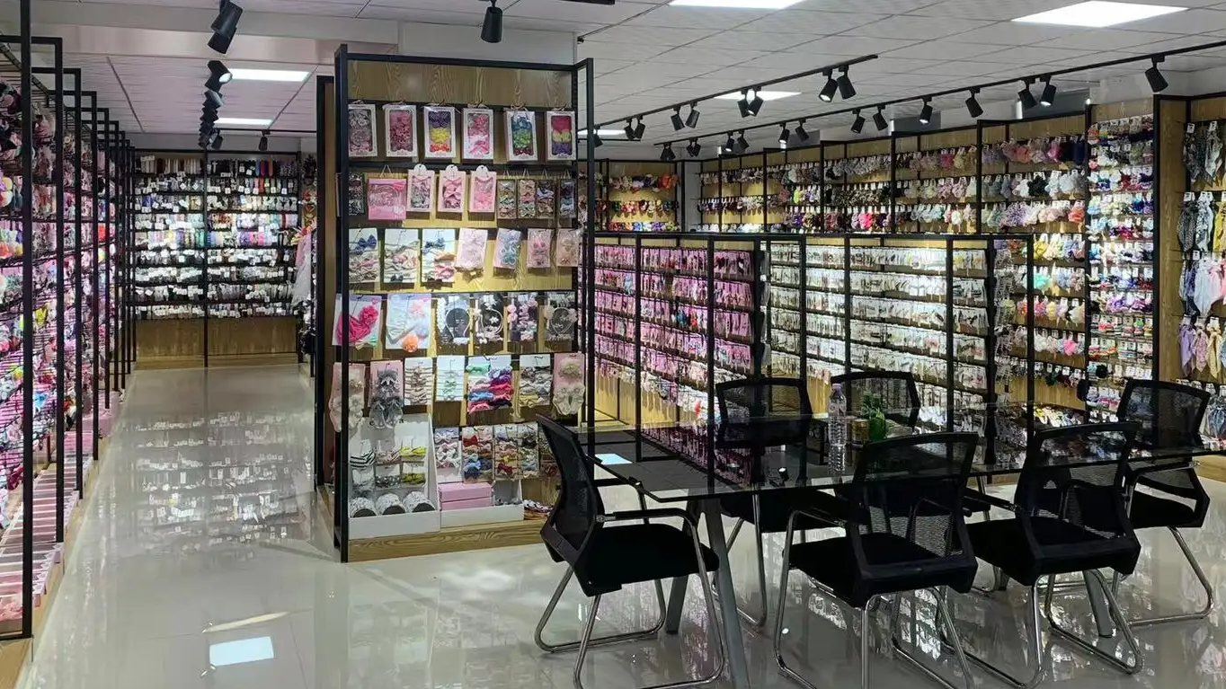 Yiwu Glory Garments & Accessories Co., Ltd.