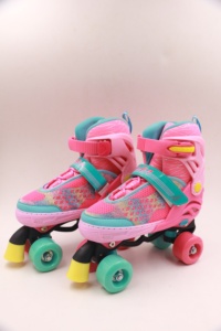 Yijiu ABEC-7 rắn OEM trẻ em giày trượt con lăn với đèn PVC đế ngoài 4 bánh Skate giày cho 3 tuổi trượt ván - Product Image 6