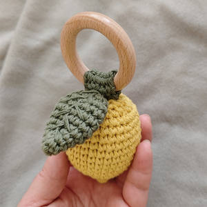 <span class=keywords><strong>Crochet</strong></span> fait main fruits poire citron banane arc-en-ciel anneau en bois shaker arbre <span class=keywords><strong>de</strong></span> noël suspendu décoration <span class=keywords><strong>de</strong></span> la maison artisanat - Product Image 6