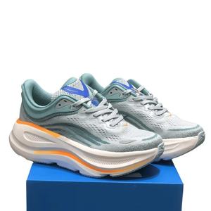 Zapatillas TopOne <span class=keywords><strong>Bondi</strong></span> 9 One-One para Hombre y <span class=keywords><strong>Mujer</strong></span> Ligeras de Carbono para Correr Estilo <span class=keywords><strong>Hoka</strong></span> con Forro de Malla y Cierre de Cordones para un Estilo de Vida al Aire Libre - Product Image 2