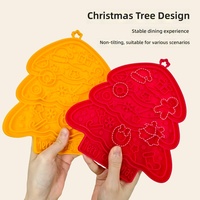 Tapis en silicone pour animaux de compagnie à alimentation lente avec ventouses, anti-étouffement, anti-déversement, gamelle d'entraînement pour chiens et chats, motif sapin de Noël