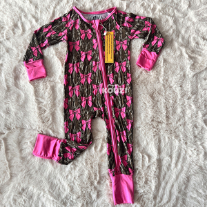 Pigiama con Cerniera per Neonati in Bambù 95% Personalizzato di Alta Qualità, Stampa Camouflage con Fiocco Rosa e Paperella, Tutina con Cerniera in Bambù per Bambini - Product Image 5