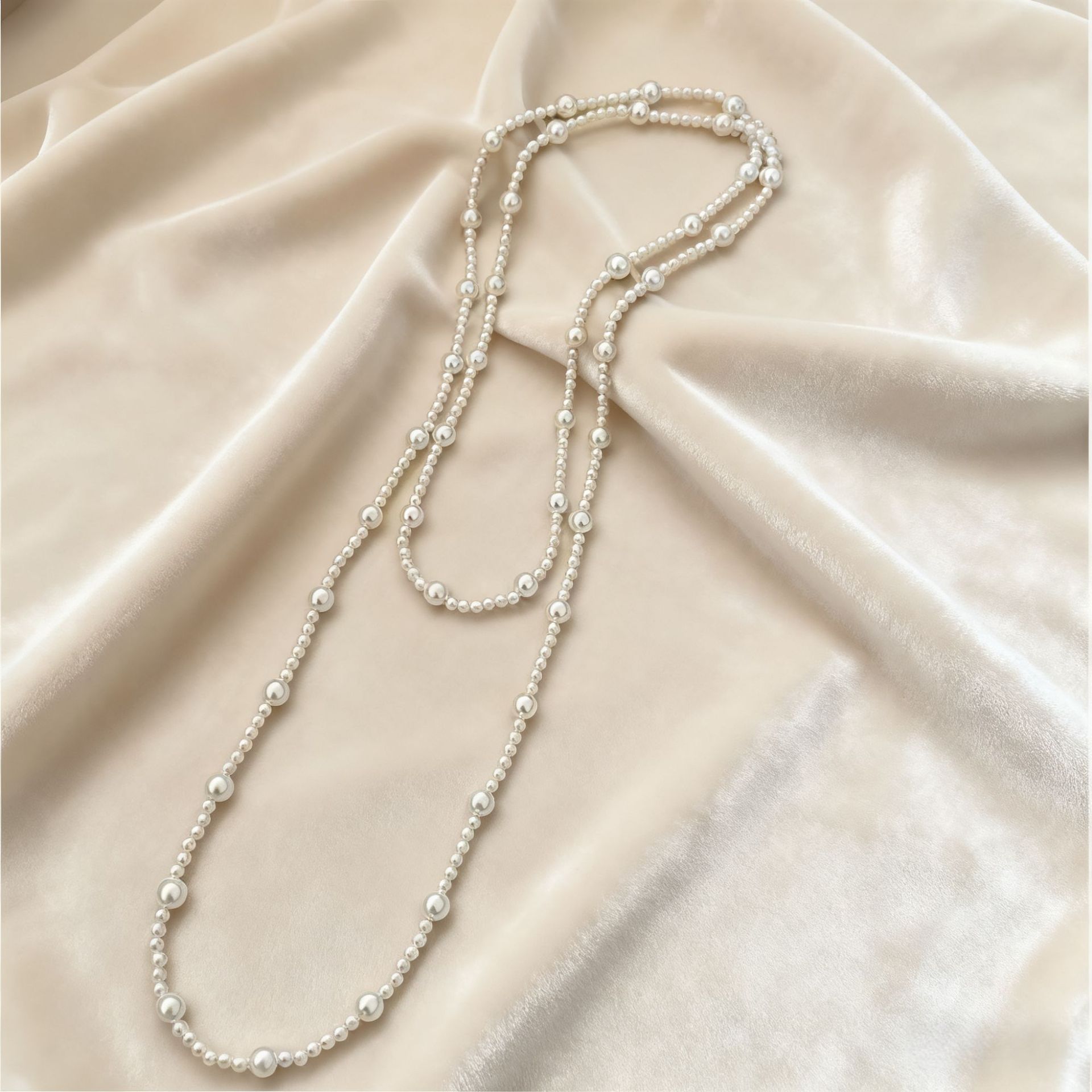 742 Luxury Knot Beads
