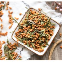 Thé vert Genmaicha aux herbes naturelles de marque privée, feuilles de thé vert au riz brun torréfié, arôme doux de noix, goût doux et onctueux, faible teneur en caféine