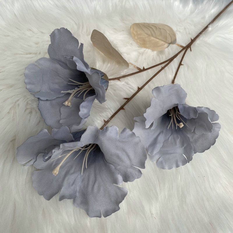 3 bleu clair