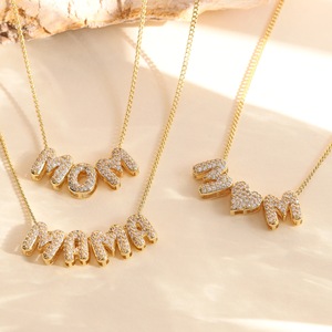 Offre Spéciale exquis mode amour maman lettre collier en laiton plaqué or avec Zircon chaînes à la mode cadeau <span class=keywords><strong>de</strong></span> fête des mères - Product Image 3