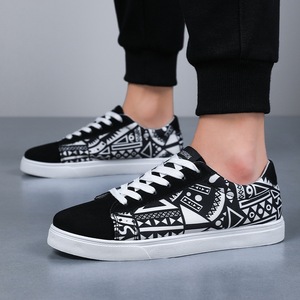 Nuevos Zapatos Deportivos Casuales Transpirables para Hombre, Zapatos de Lona con Estampado, Zapatos de Lona de Moda de Caña Baja - Product Image 1