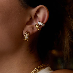 एरेसी नई ट्रेंडी इयररिंग 18k सोने की प्लेटेड चुंकियों के लिए थोक स्टेनलेस स्टील - Product Image 6