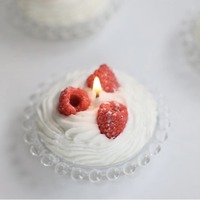 Bougie parfumée artisanale au parfum de gâteau aux fruits, en cire de soja, design dessert, décoration framboise mangue, pour décoration intérieure, boutique de cadeaux, OEM personnalisé