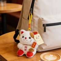 Pendentif en peluche Maneki Neko mignon pour la vente en gros et au détail, jouet porte-bonheur, breloque animale, cadeau de festival chinois, pendentif pour sac à dos
