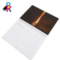 Calendrier mural promotionnel 2026-2027 personnalisé pour bureau, format hebdomadaire, couverture brillante, reliure agrafée, matériaux papier/verre/métal