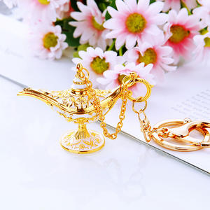 3D metal rhinestone Oro Aladino Lámpara Forma Metal Llavero - Product Image 6
