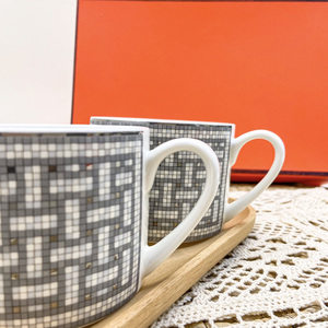 Hot Sale Nordic Luxury Grey Vertical Pattern Porcelain <b>Tea</b> <b>Cup</b> & Saucer <b>Set</b> - Product Image 4