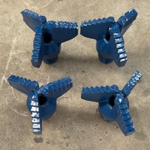 Three Blades Steps PDC Drag Bit With Tungsten Carbide <strong>Thread</strong> 3 1/2''' Api Reg Diameter 9" - Product Image 5
