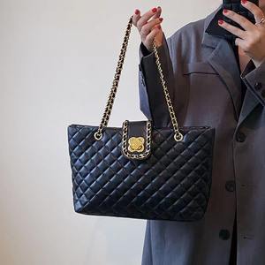 Large Capacity Commuting Bags Women Ladies Korean Style <b>Handbags</b> Diamond Lattice <b>Chain</b> Shoulder Bags - Product Image 6